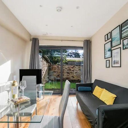 Pass The Keys Ealing Queen Of The Suburbs 2Bd Apartment Londra Dış mekan fotoğraf