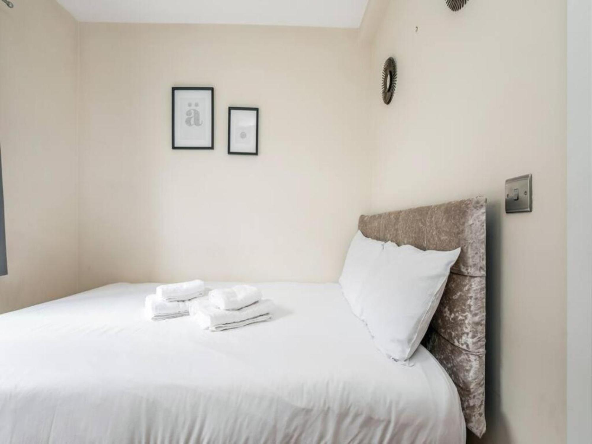 Pass The Keys Ealing Queen Of The Suburbs 2Bd Apartment Londra Dış mekan fotoğraf