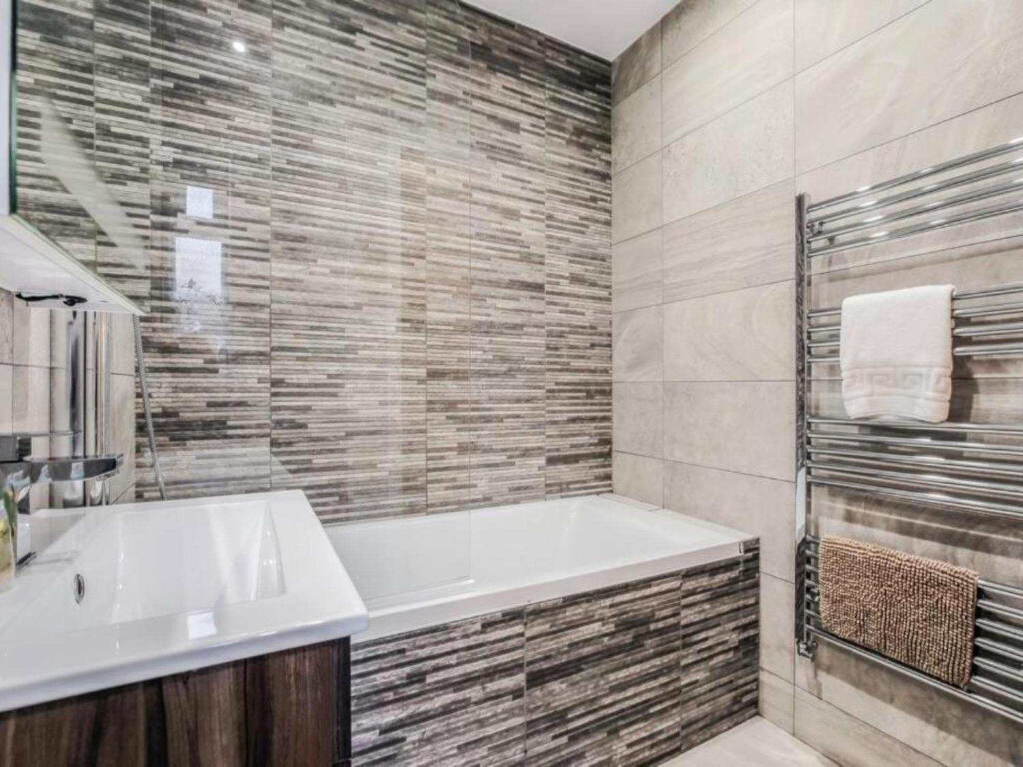 Pass The Keys Ealing Queen Of The Suburbs 2Bd Apartment Londra Dış mekan fotoğraf